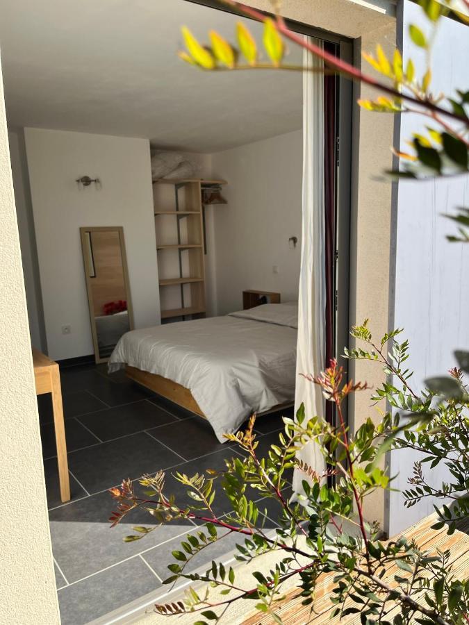 Le Cube Des Garrigues Villa Vallerargues Ngoại thất bức ảnh